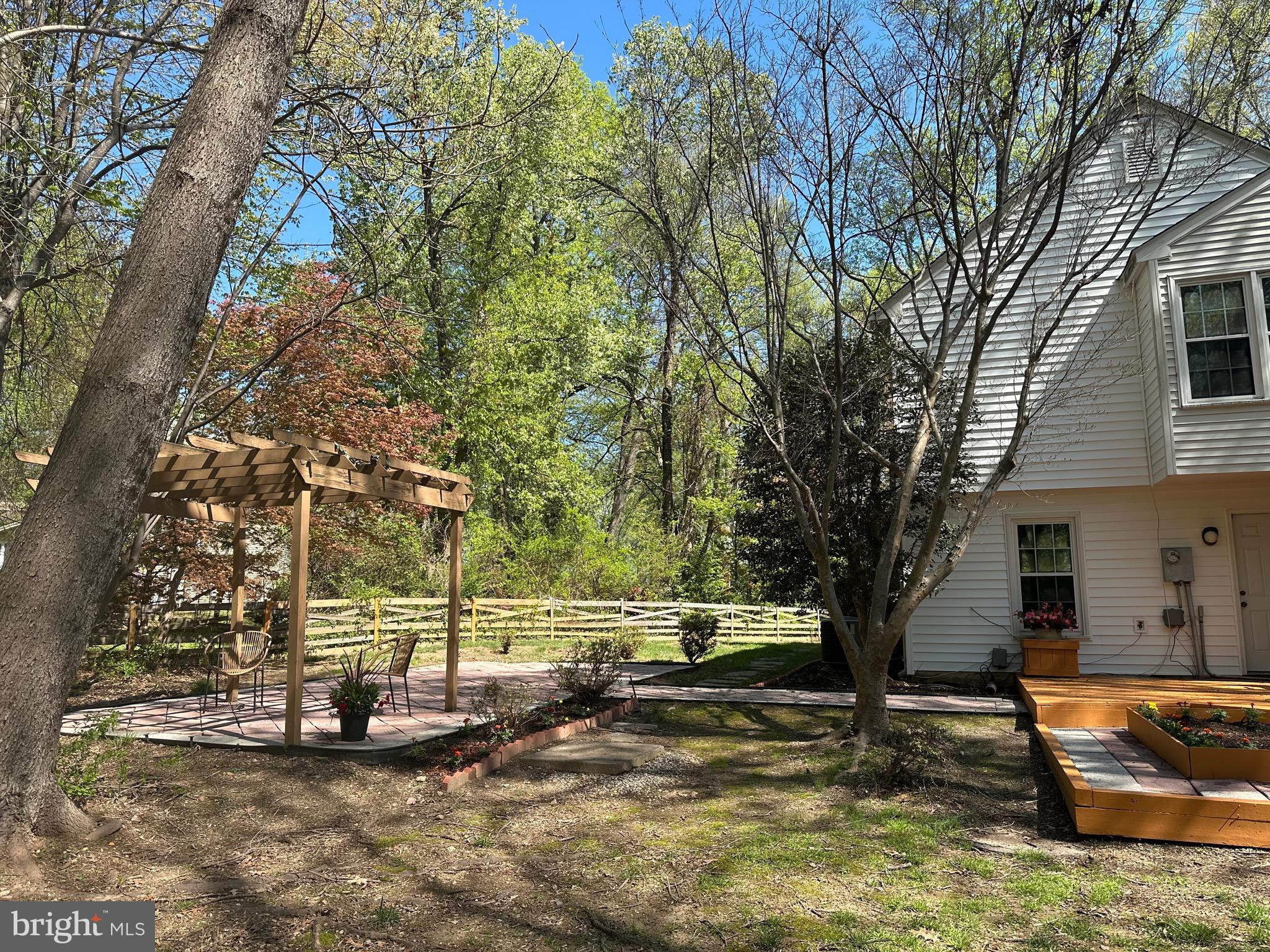 TIMBERLAKE ESTATES SOUTH - Residential