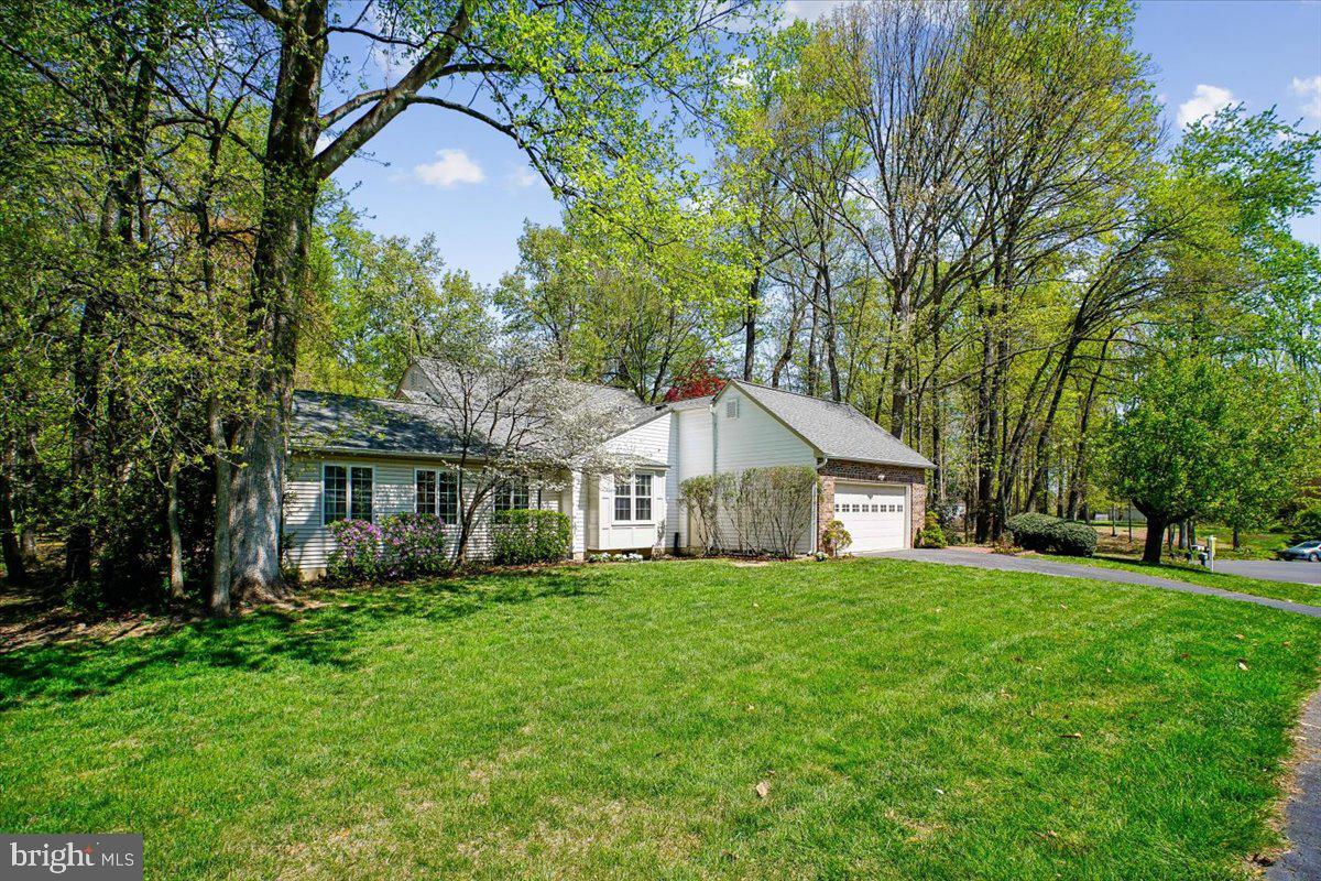 TIMBERLAKE ESTATES SOUTH - Residential