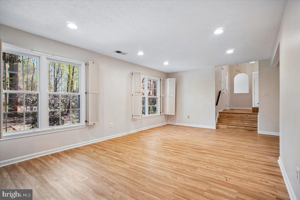 TIMBERLAKE ESTATES SOUTH - Residential