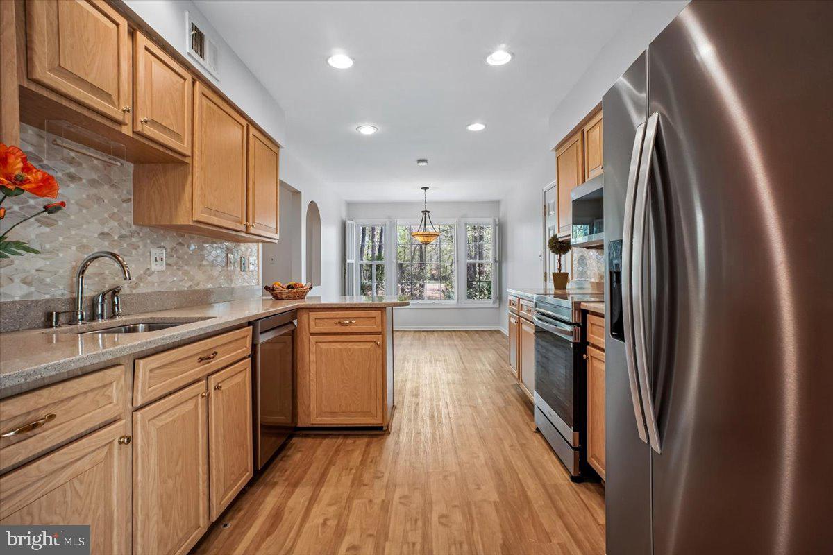 TIMBERLAKE ESTATES SOUTH - Residential