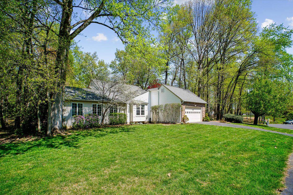 TIMBERLAKE ESTATES SOUTH - Residential