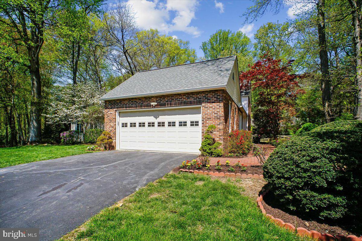 TIMBERLAKE ESTATES SOUTH - Residential