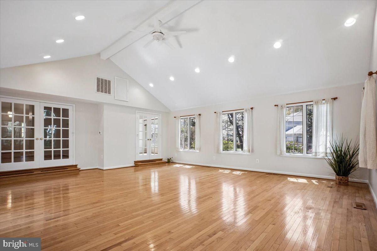 TIMBERLAKE ESTATES SOUTH - Residential