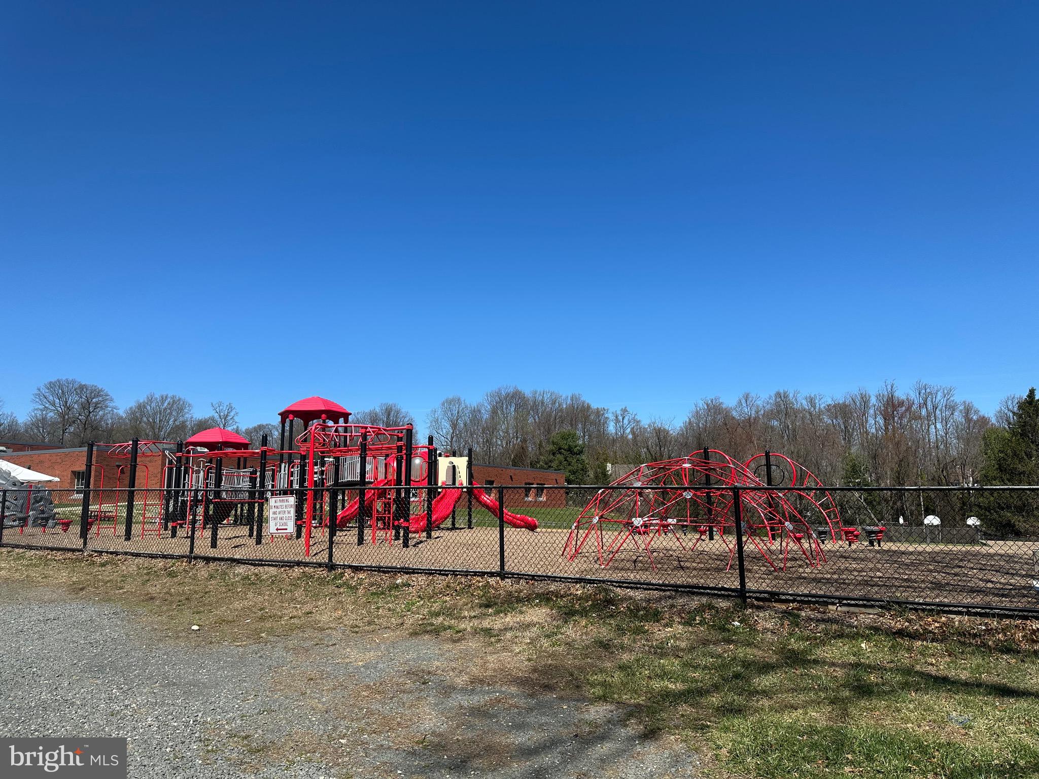 TIMBERLAKE ESTATES SOUTH - Residential