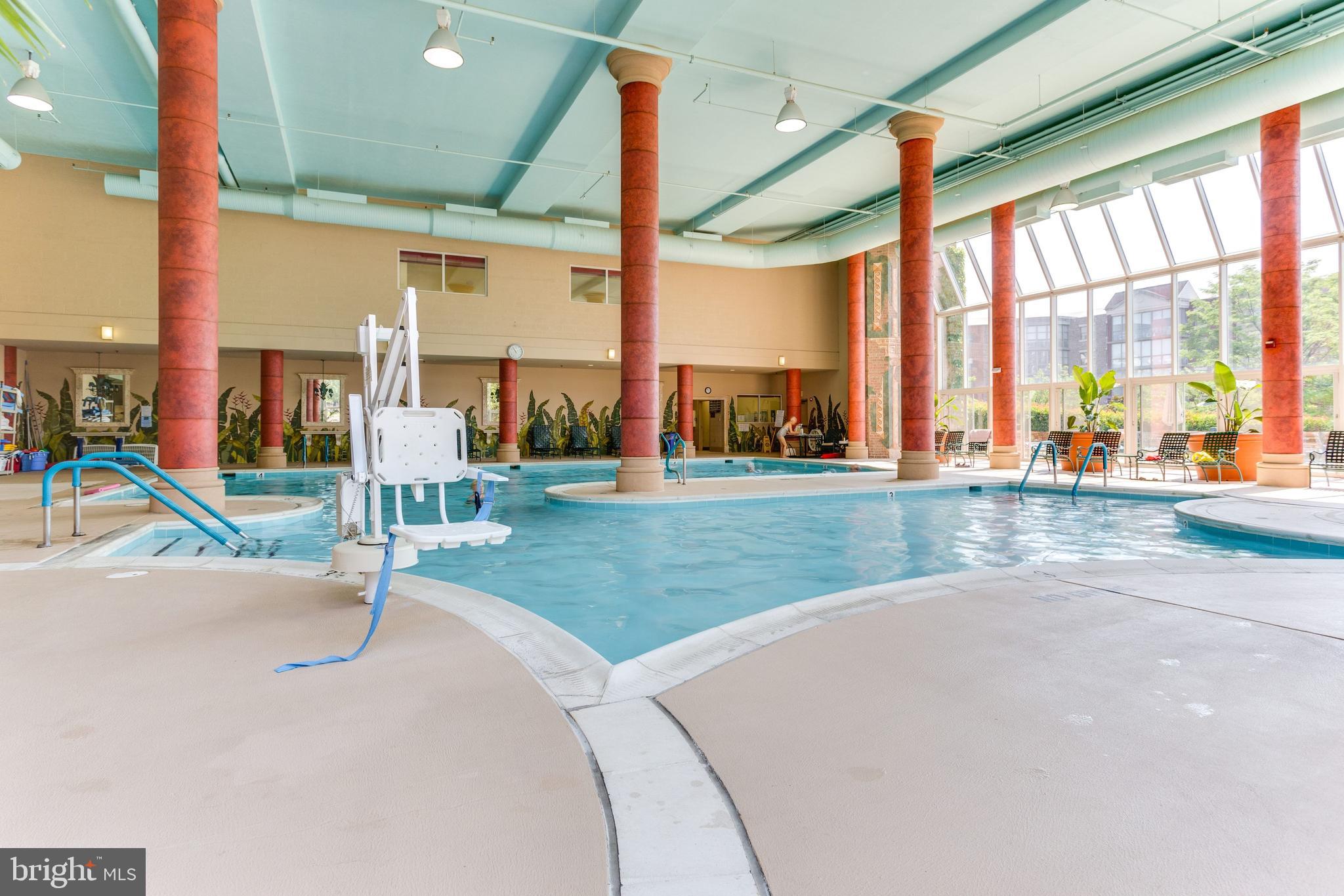 LANSDOWNE WOODS - Residential