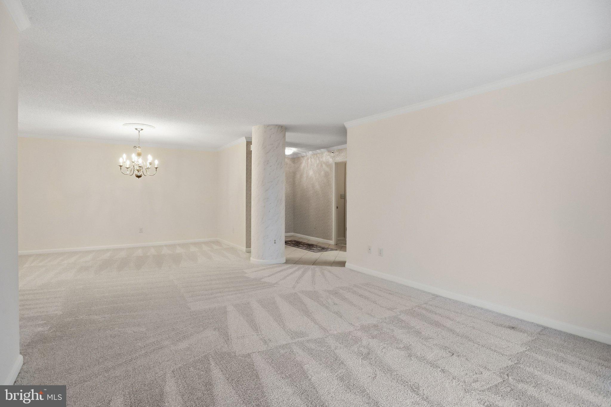 LANSDOWNE WOODS - Residential