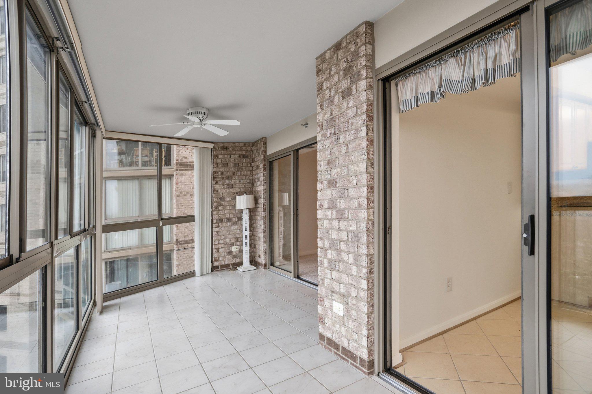 LANSDOWNE WOODS - Residential