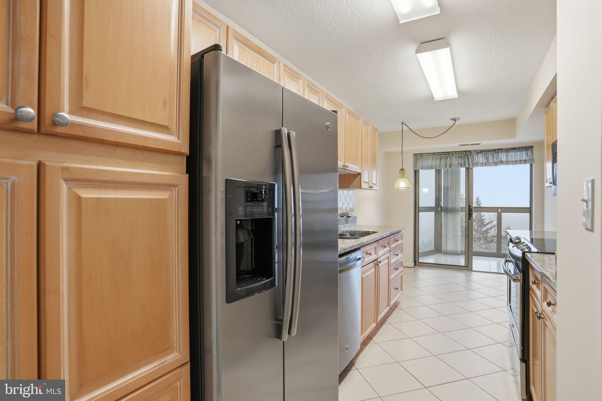 LANSDOWNE WOODS - Residential