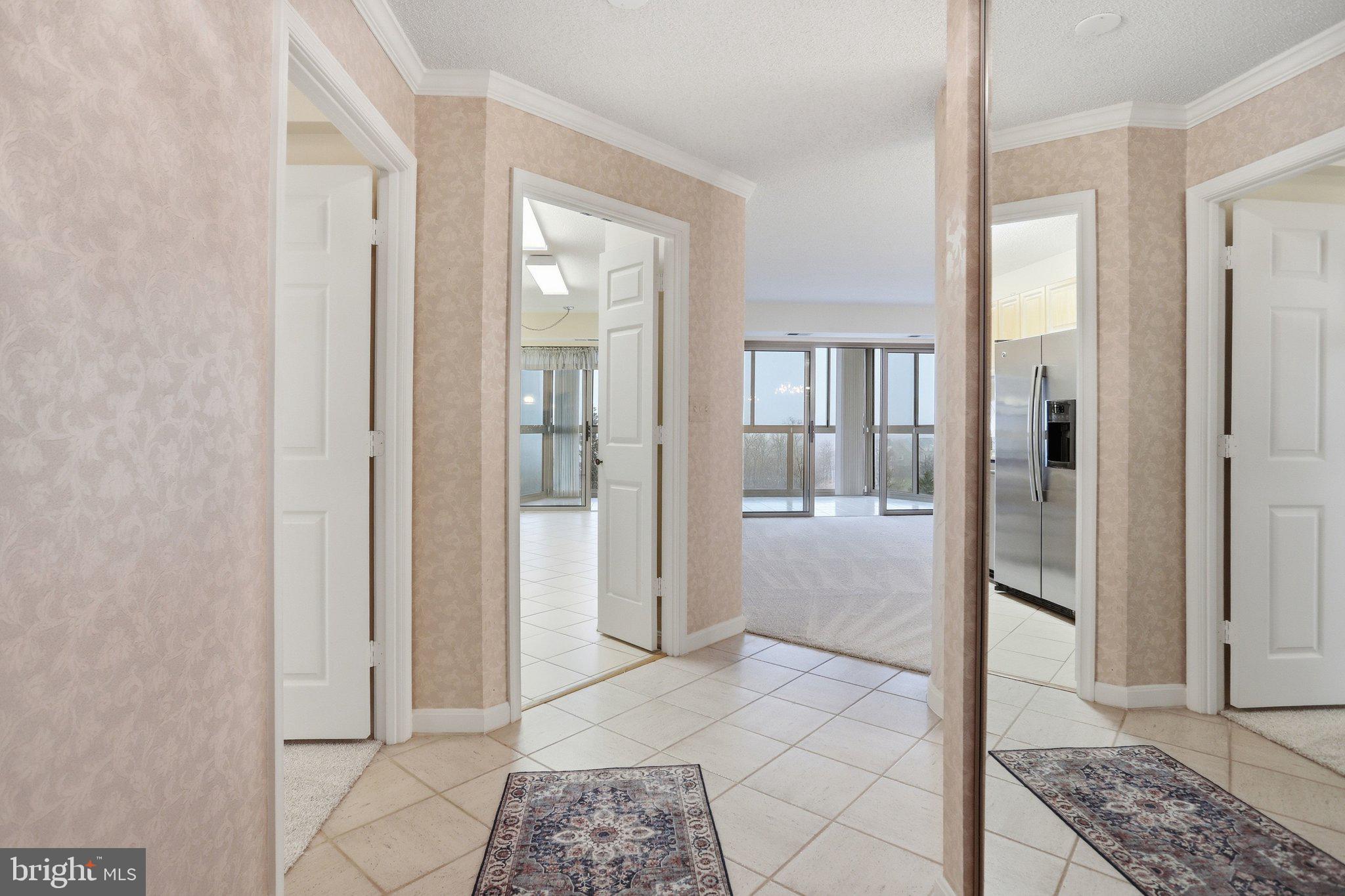 LANSDOWNE WOODS - Residential