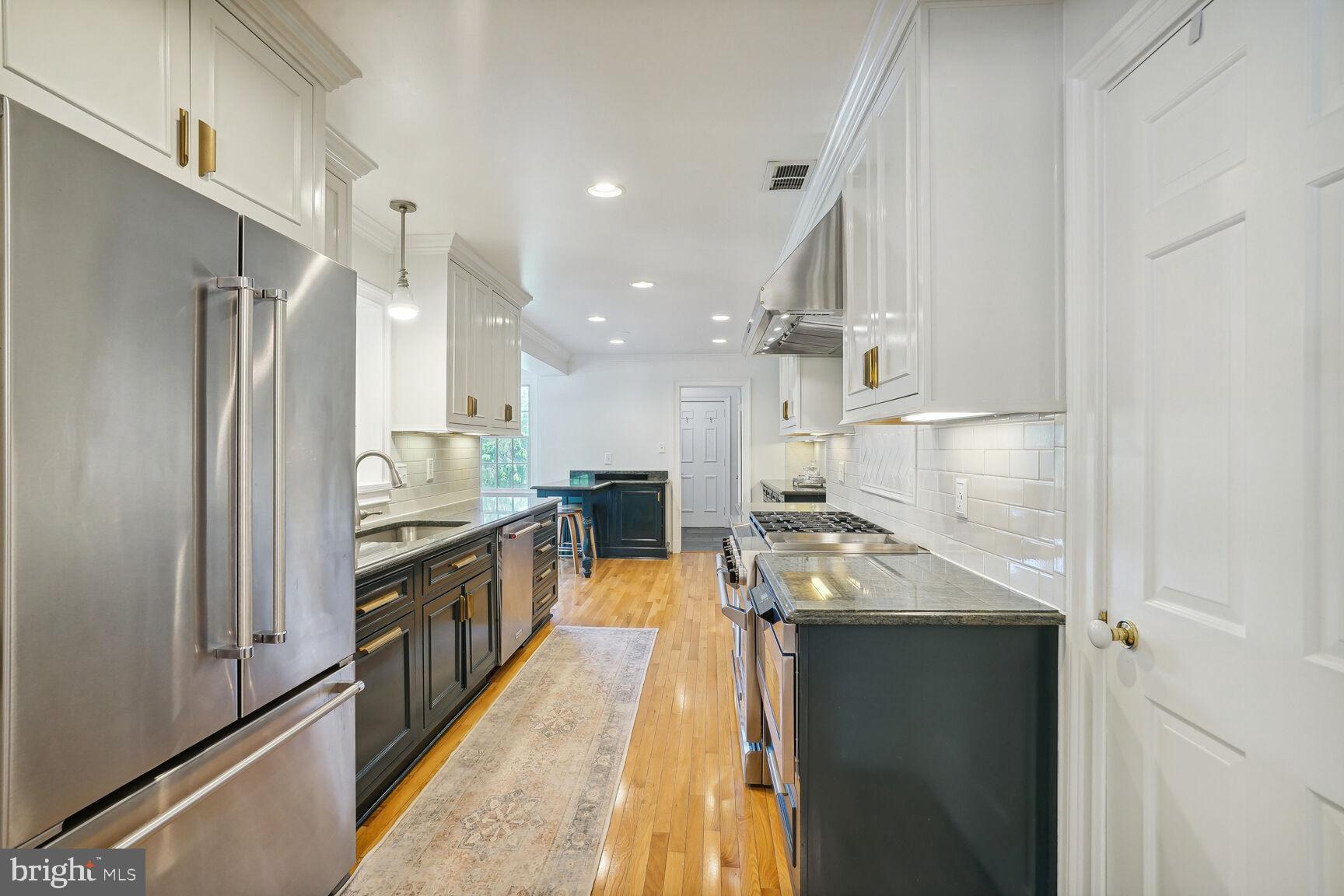 BEAU RIDGE - Residential