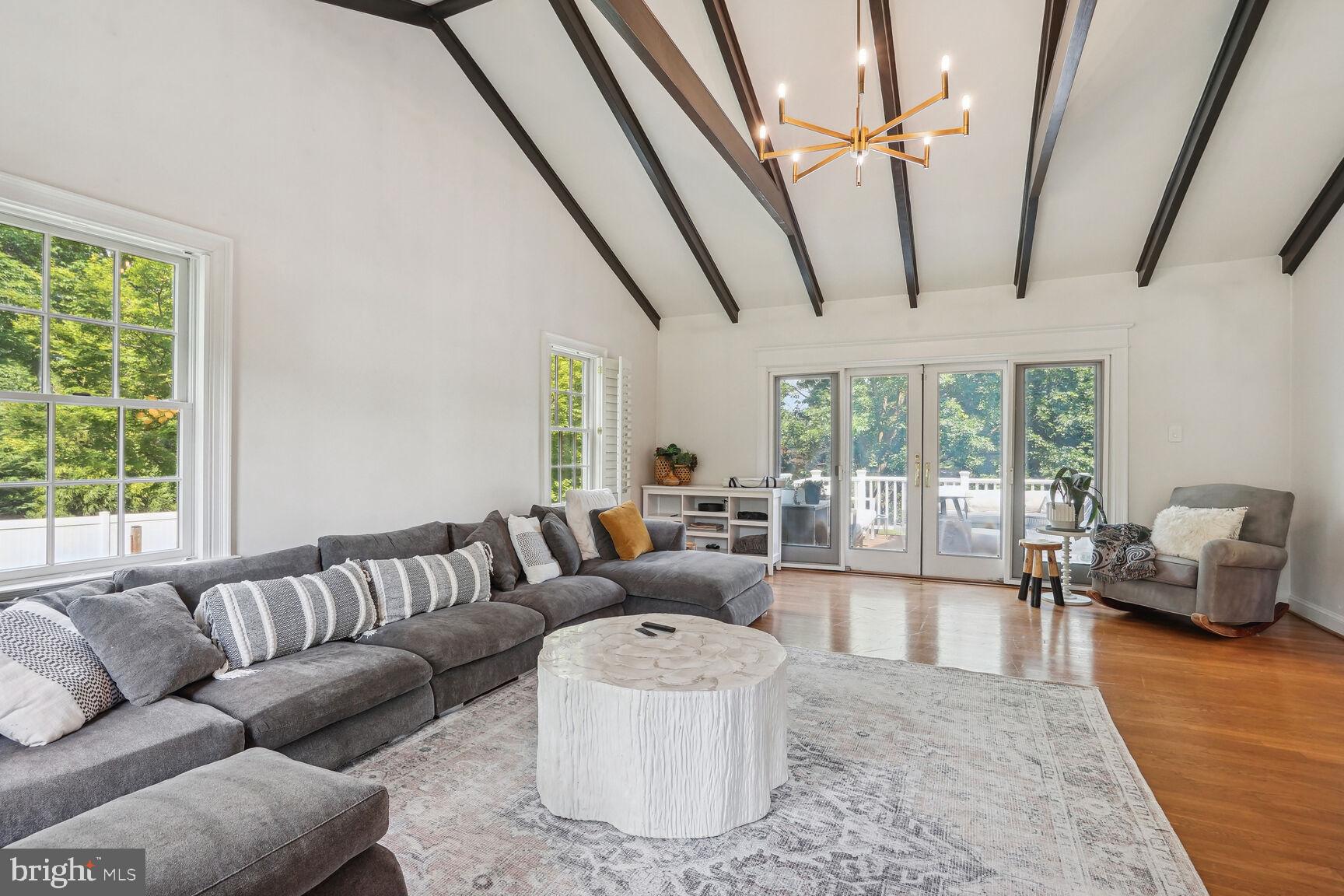 BEAU RIDGE - Residential