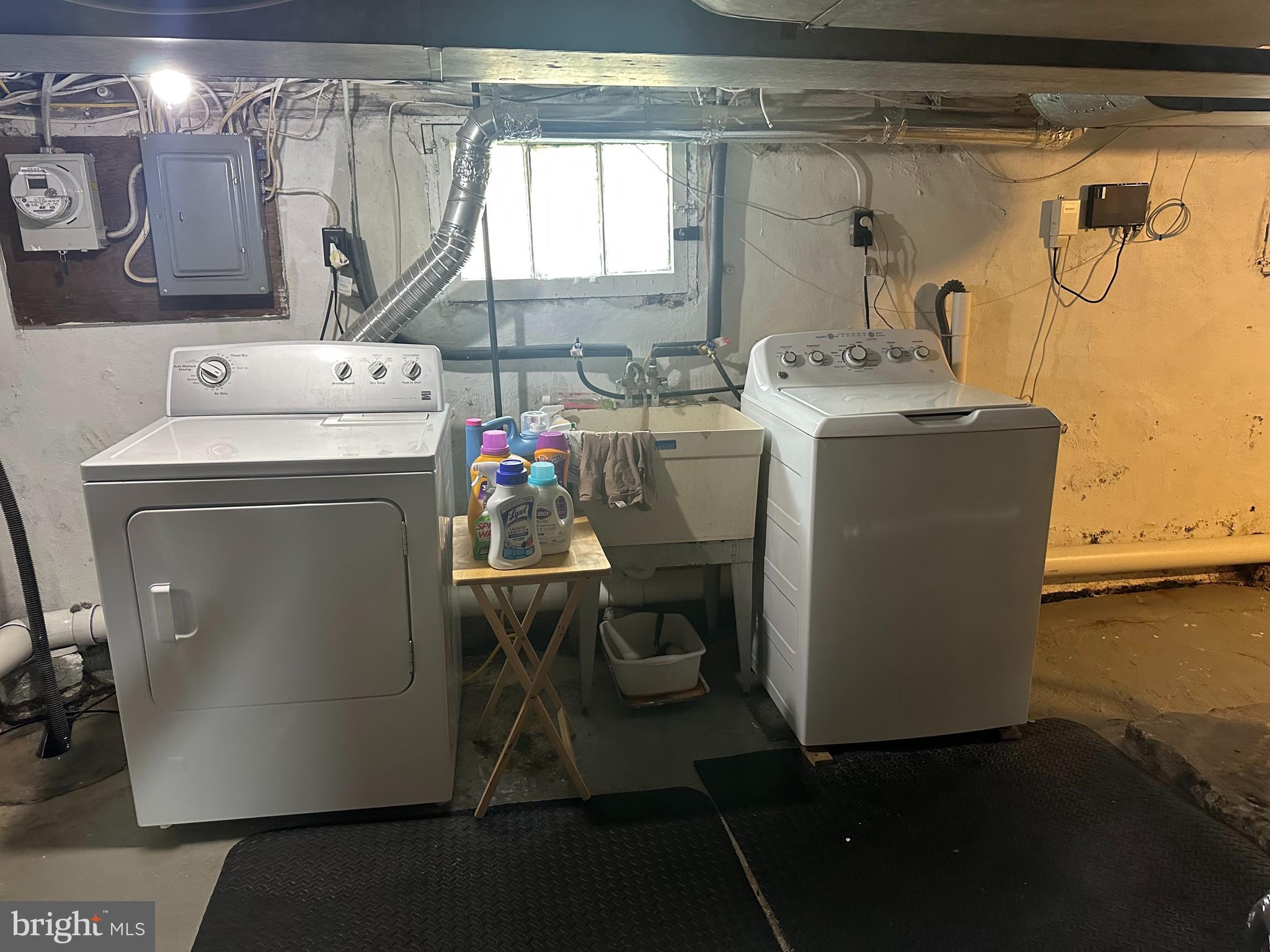 BALTIMORE HIGHLANDS - Residential