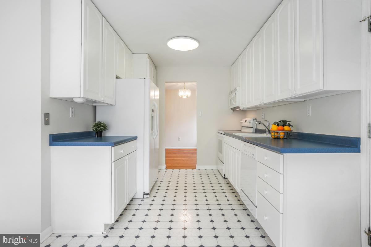 BEL PRE WOODS - Residential