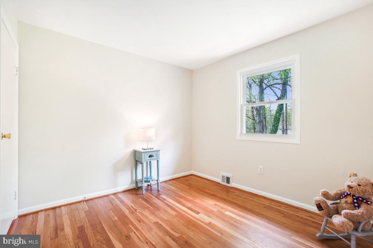 BEL PRE WOODS - Residential