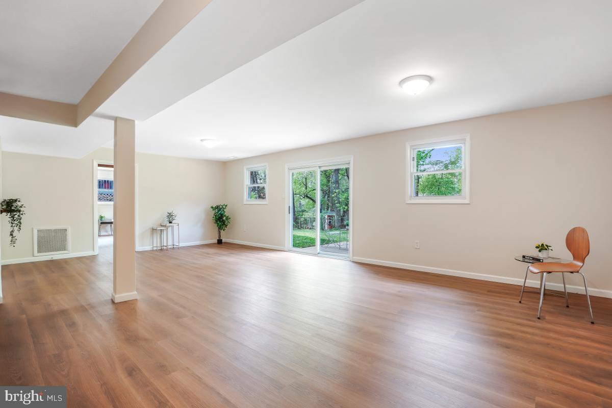 BEL PRE WOODS - Residential