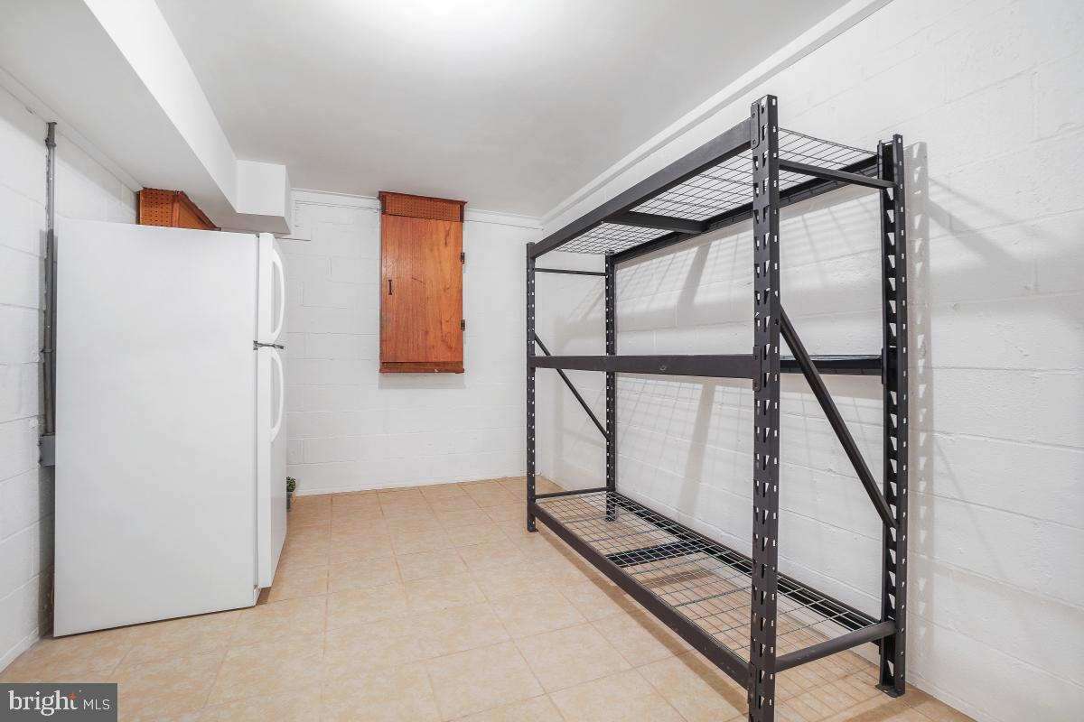 BEL PRE WOODS - Residential