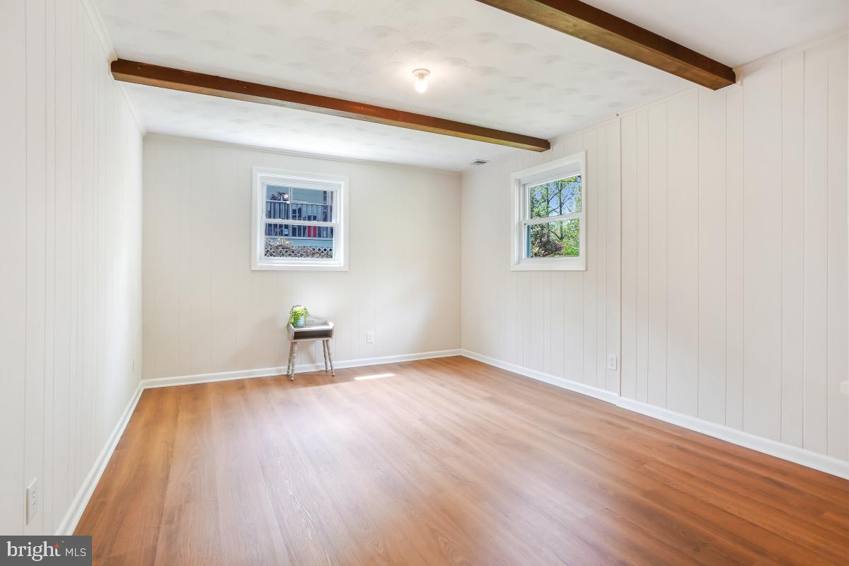 BEL PRE WOODS - Residential