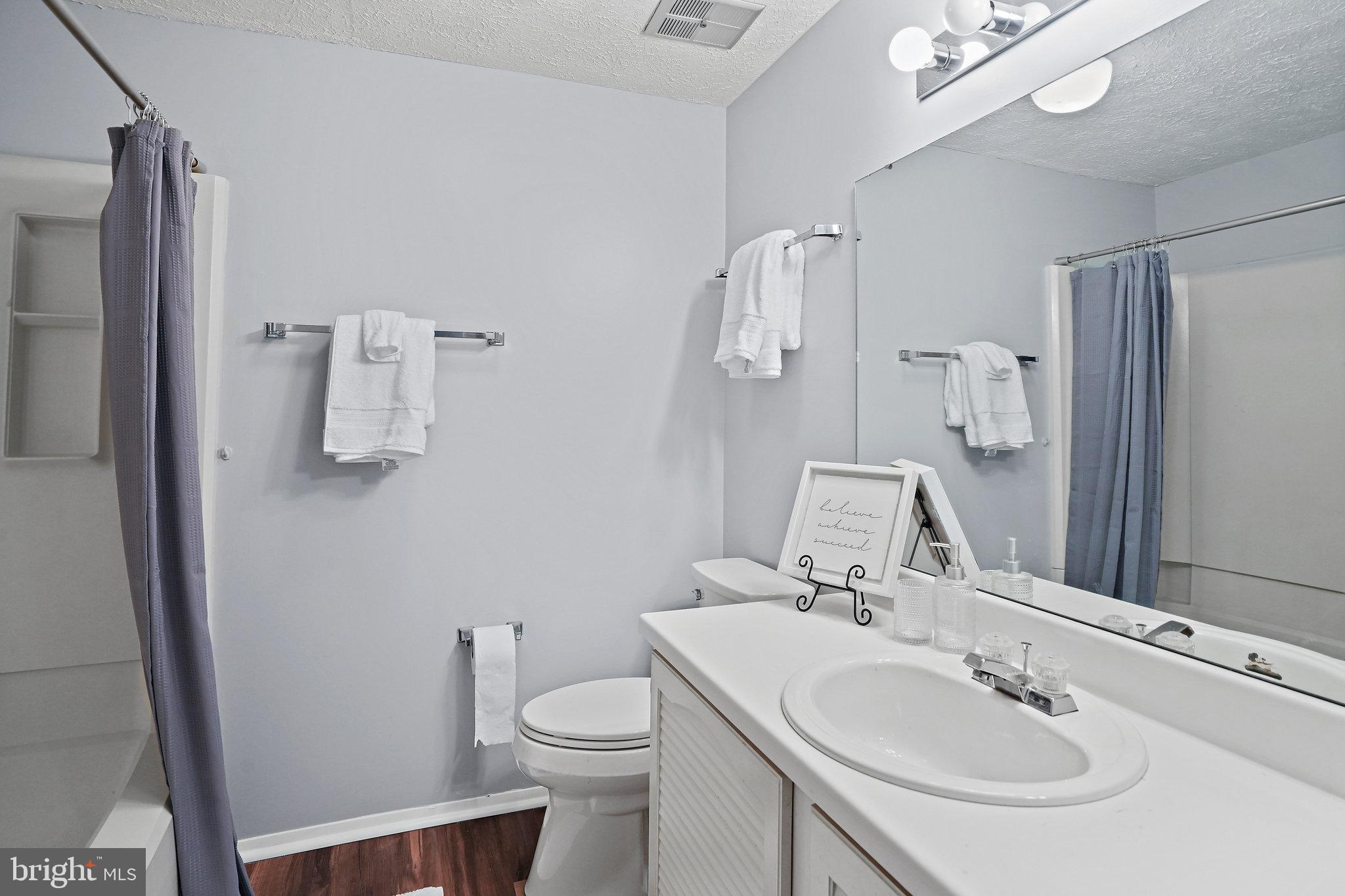 DAMASCUS VALLEY PARK - Residential