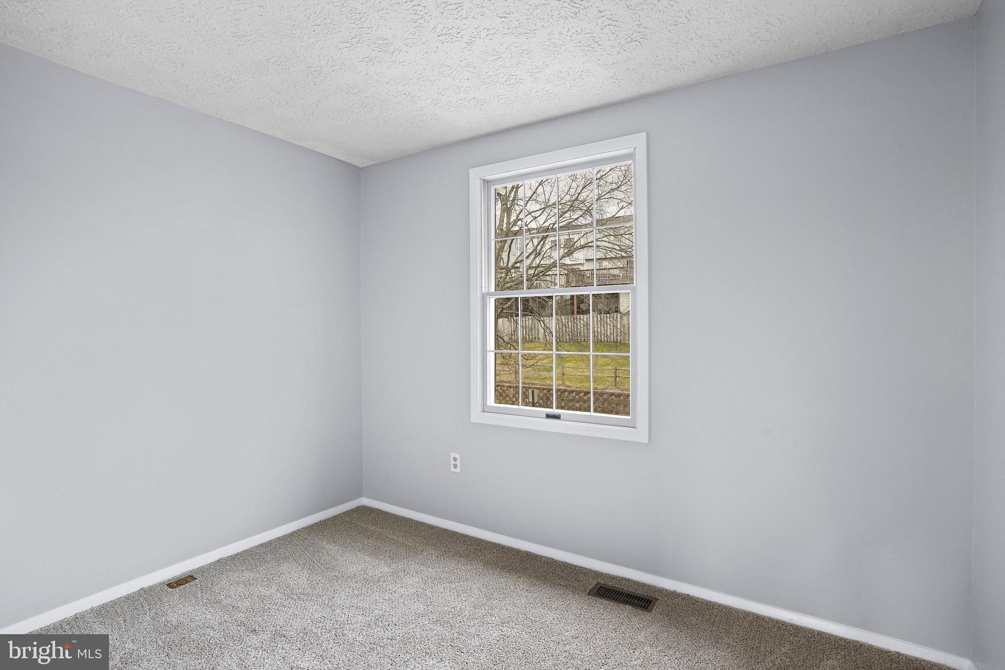 DAMASCUS VALLEY PARK - Residential