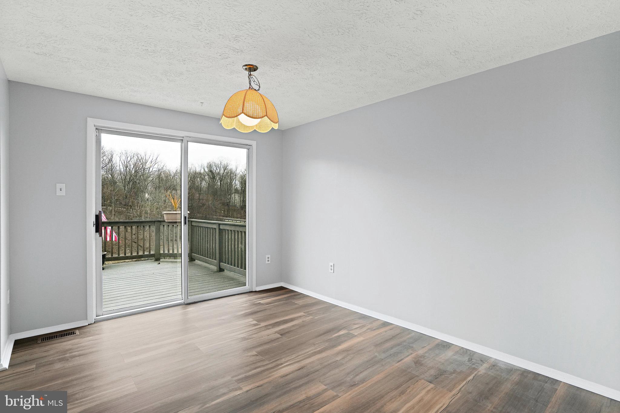 DAMASCUS VALLEY PARK - Residential