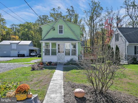 49 POPLAR AVENUE TEMPLE PA 19560
