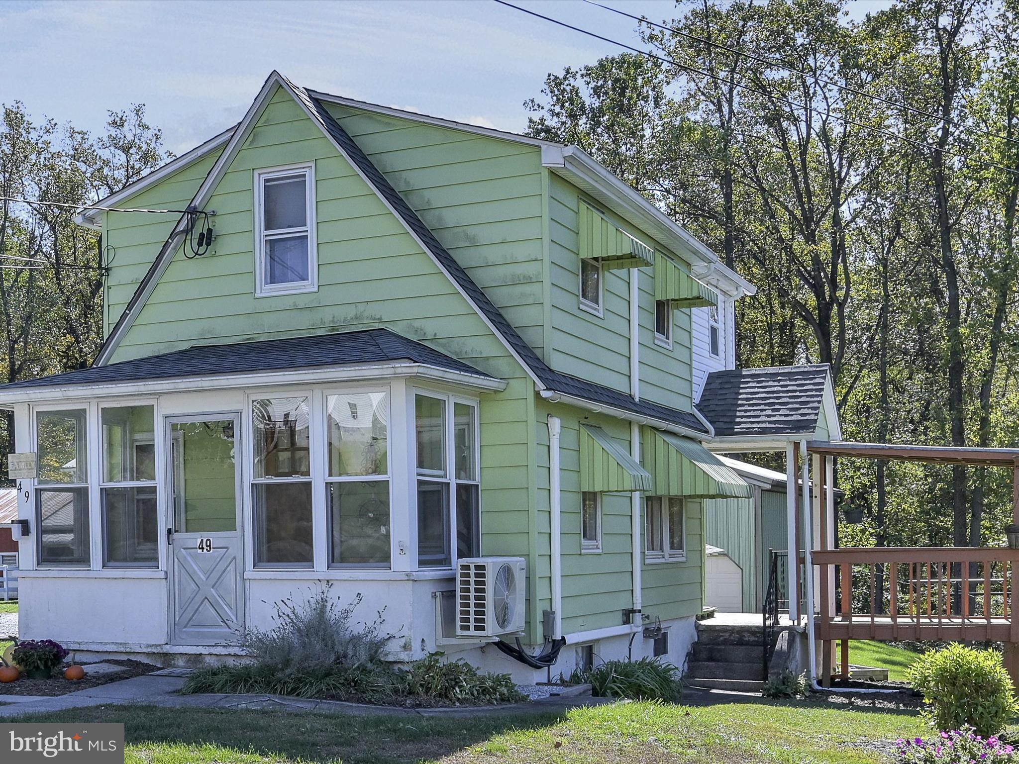49 POPLAR AVENUE