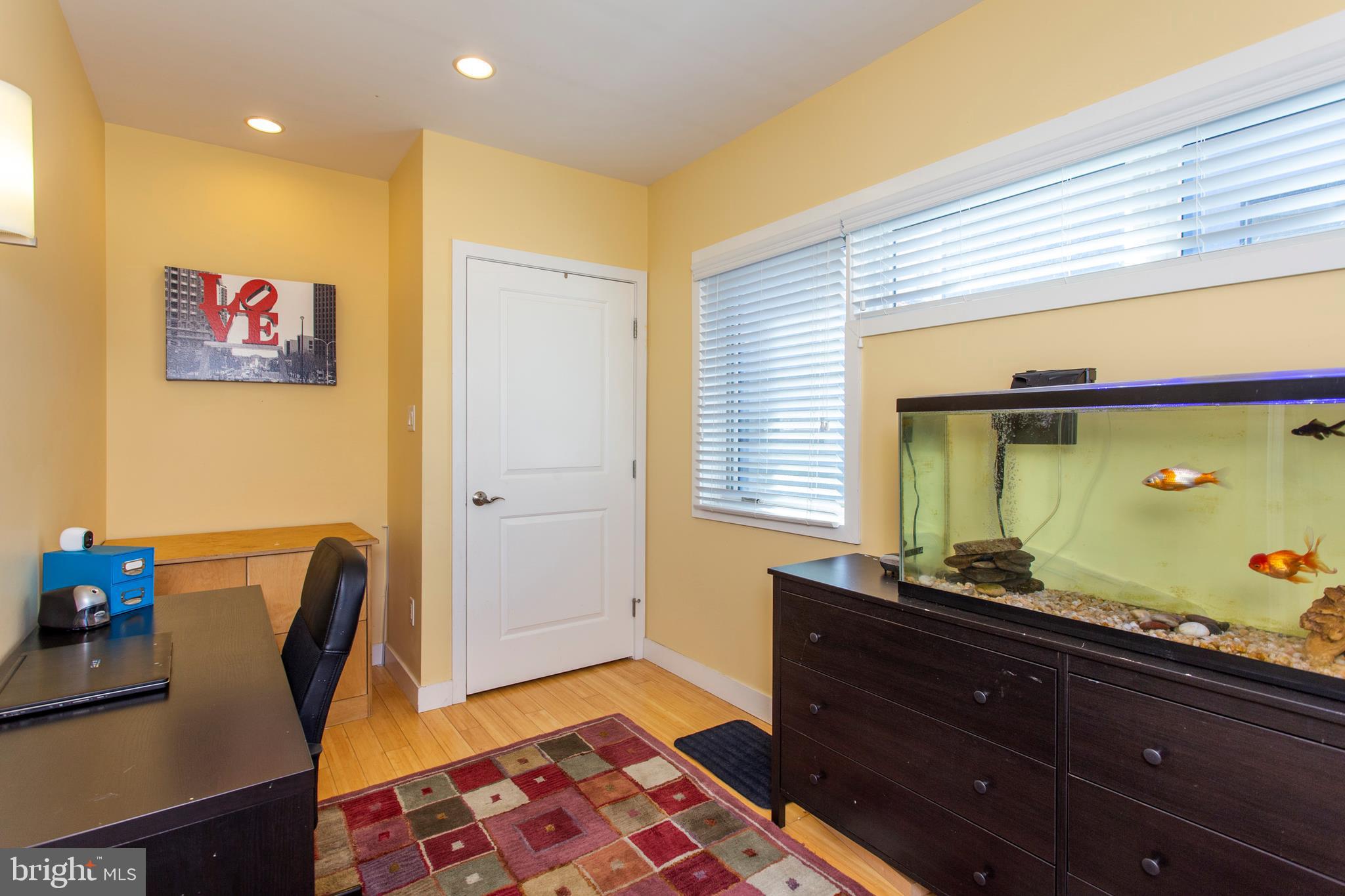 GRADUATE HOSPITAL - Residential