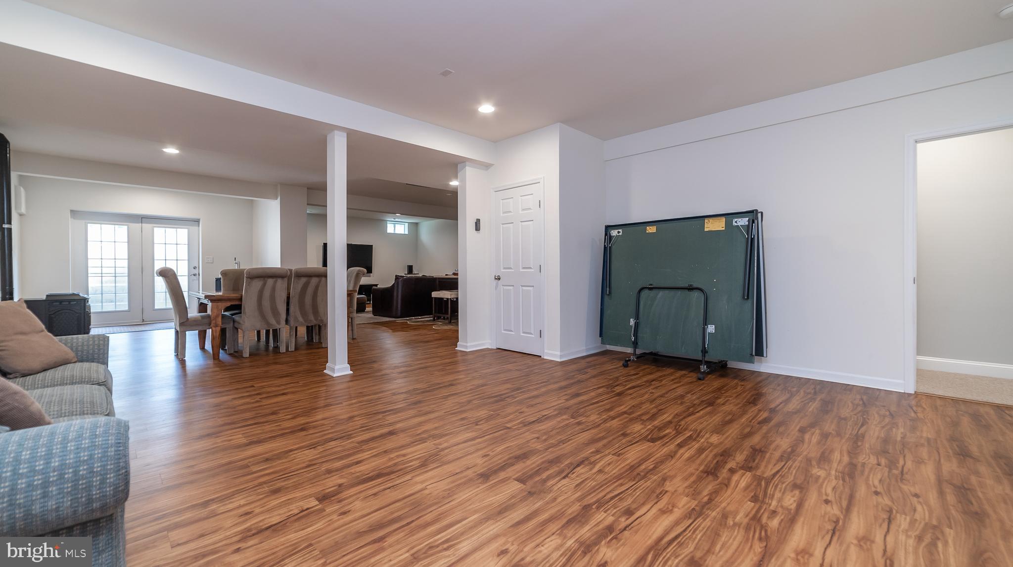 COMPASS POINTE - Residential