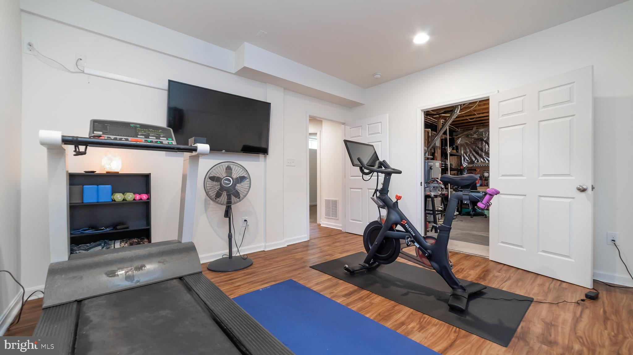 COMPASS POINTE - Residential