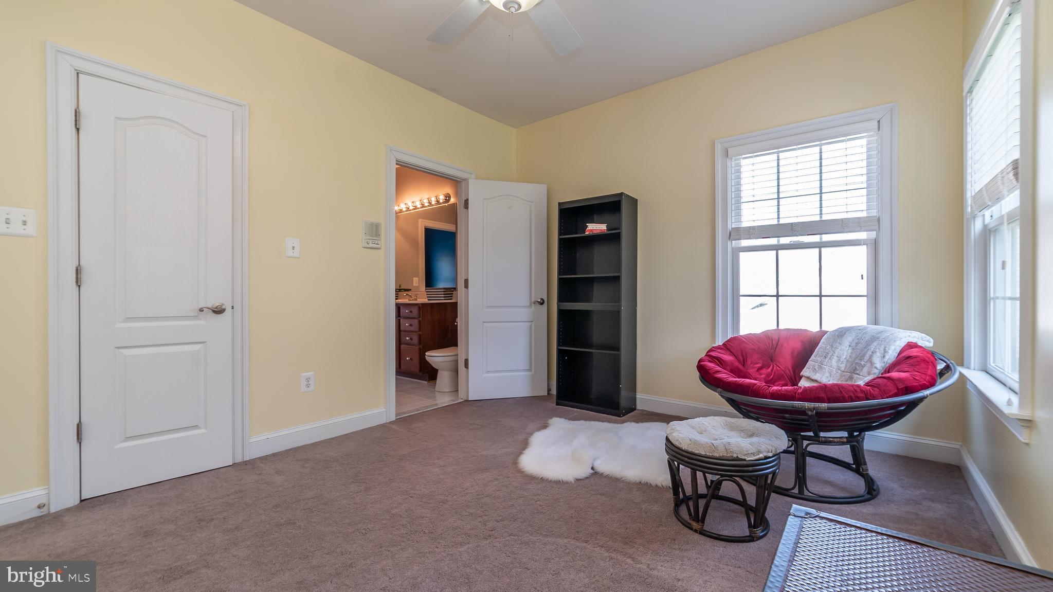 COMPASS POINTE - Residential