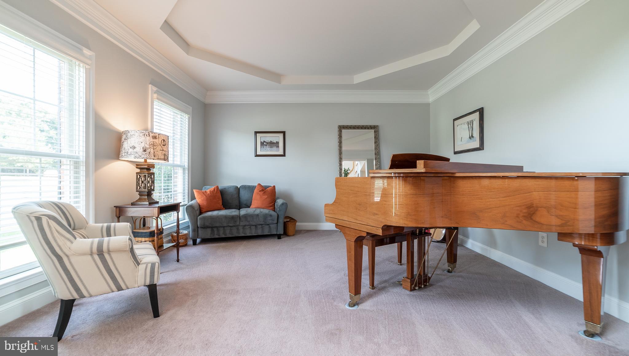 COMPASS POINTE - Residential