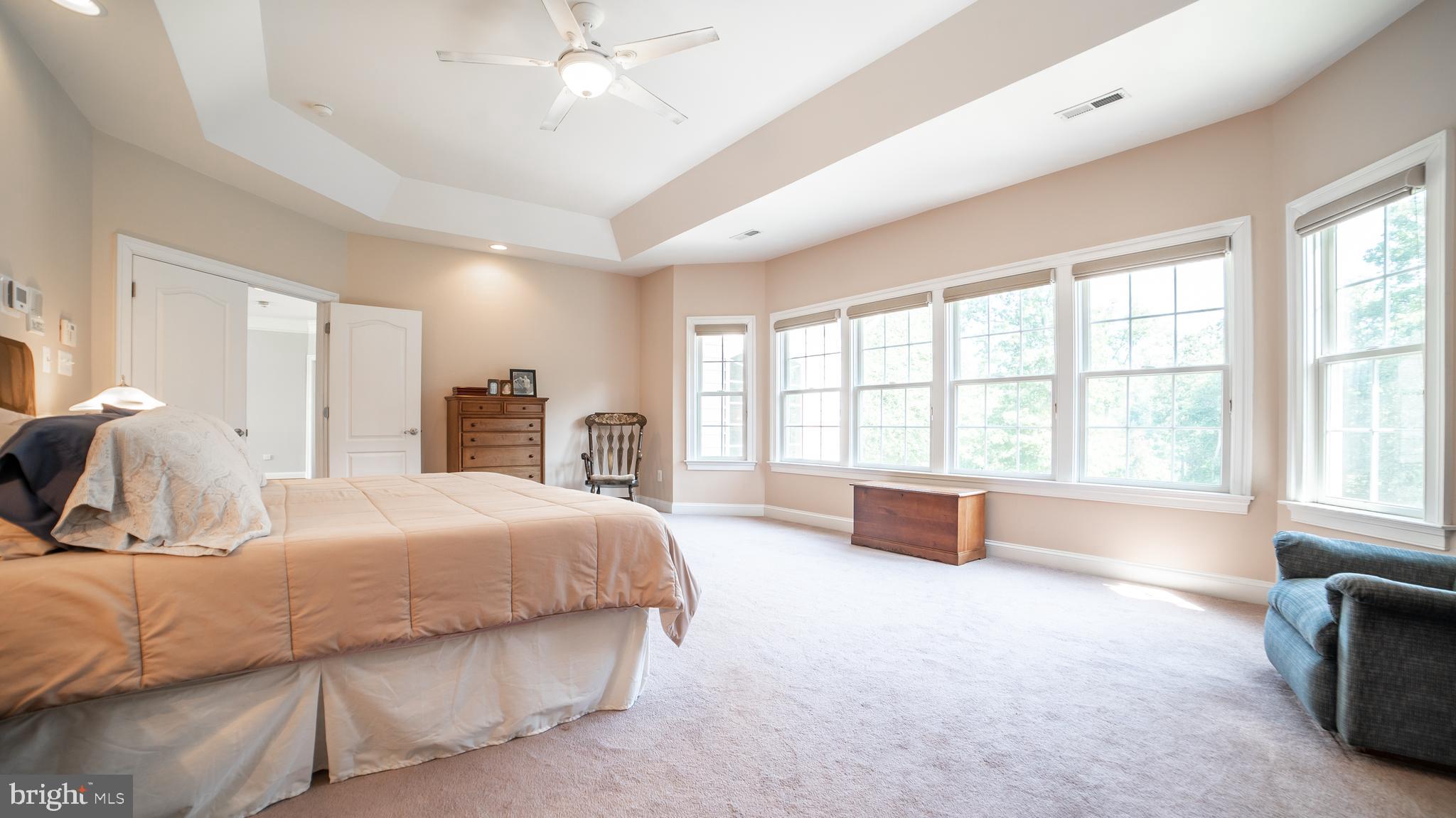 COMPASS POINTE - Residential