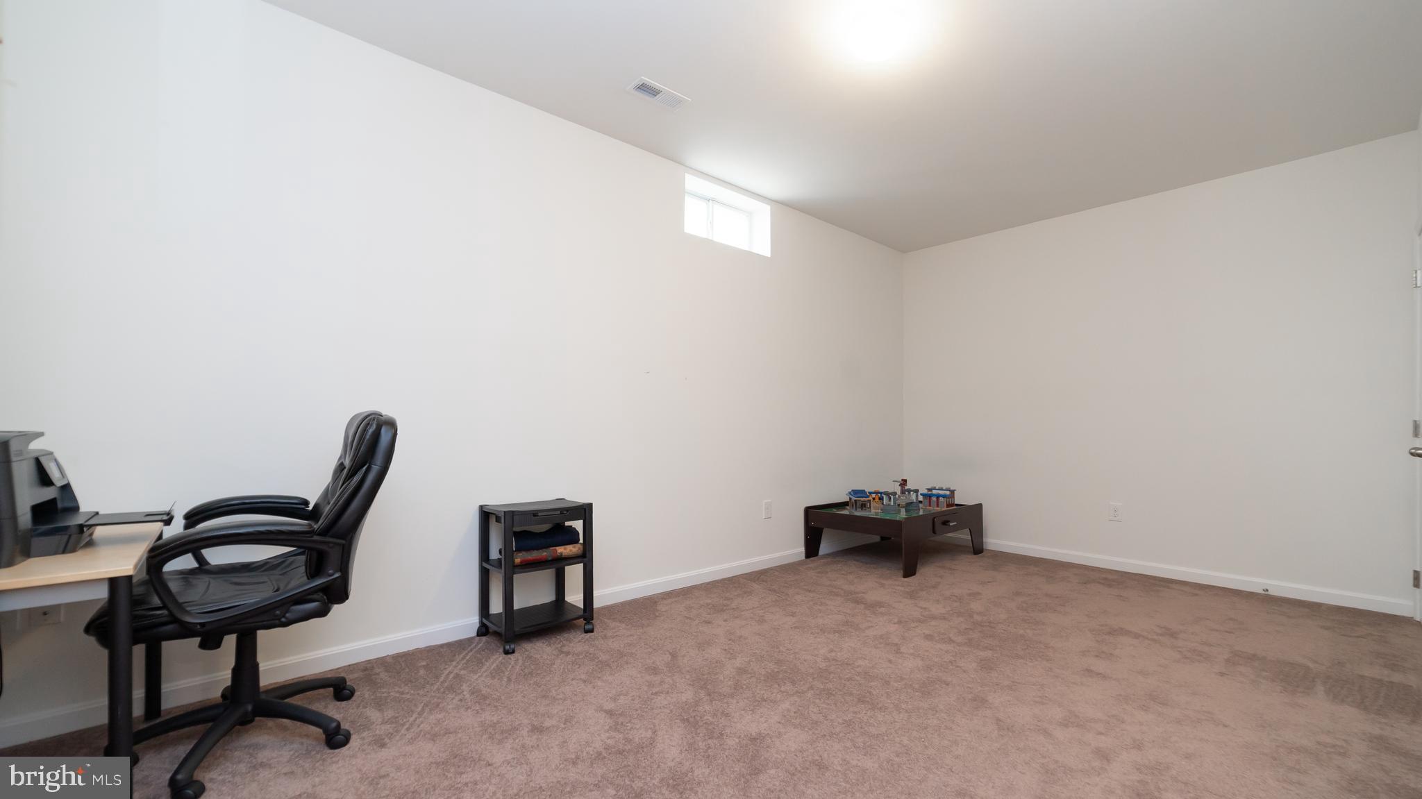 COMPASS POINTE - Residential