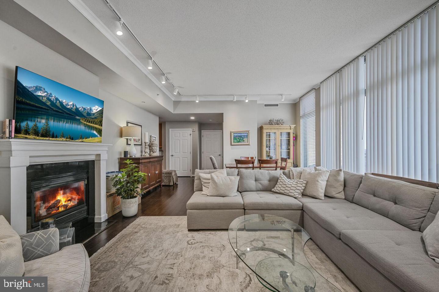 WHITE FLINT STATION - Residential Lease