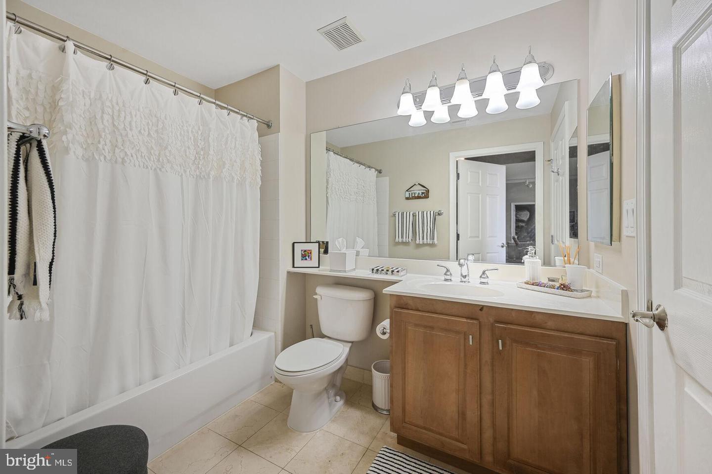 WHITE FLINT STATION - Residential Lease