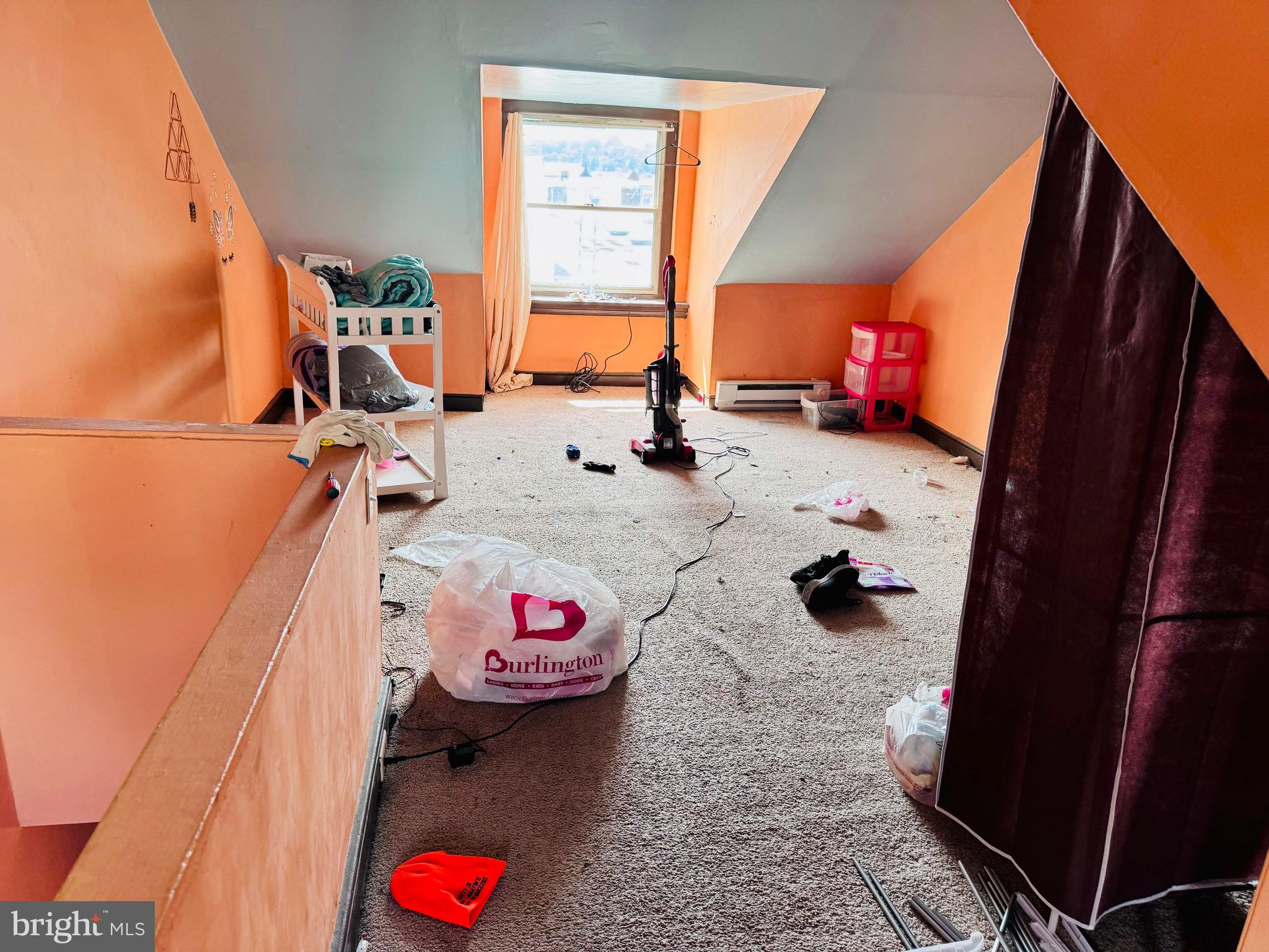 NORTHEAST READING - Residential