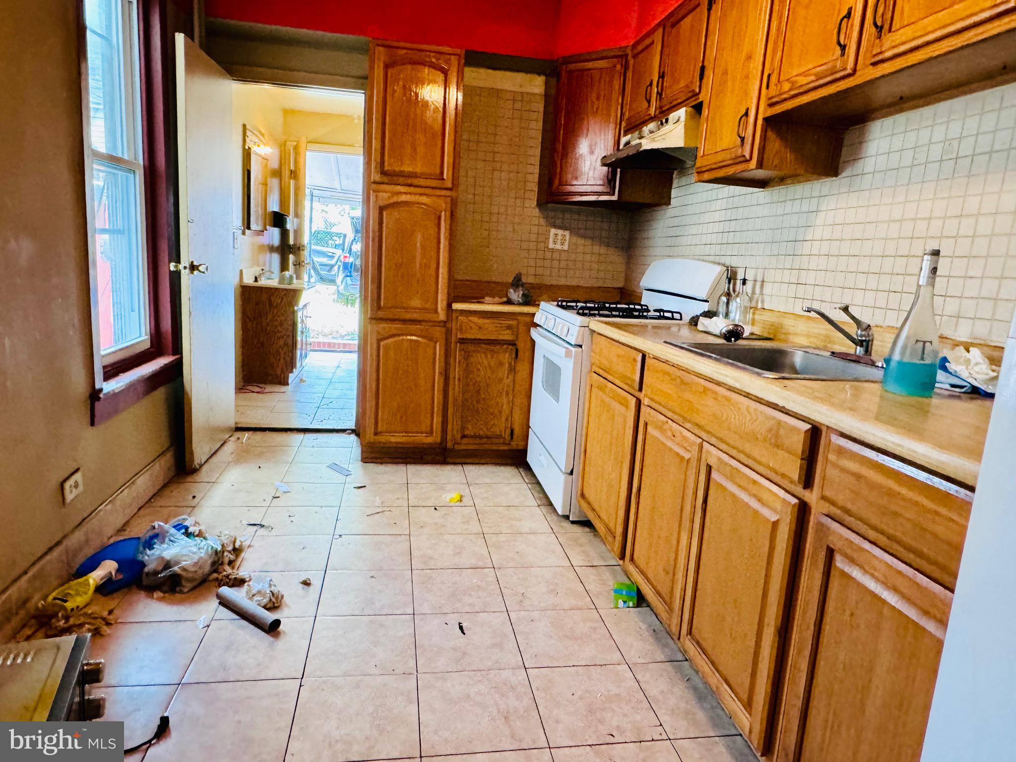 NORTHEAST READING - Residential