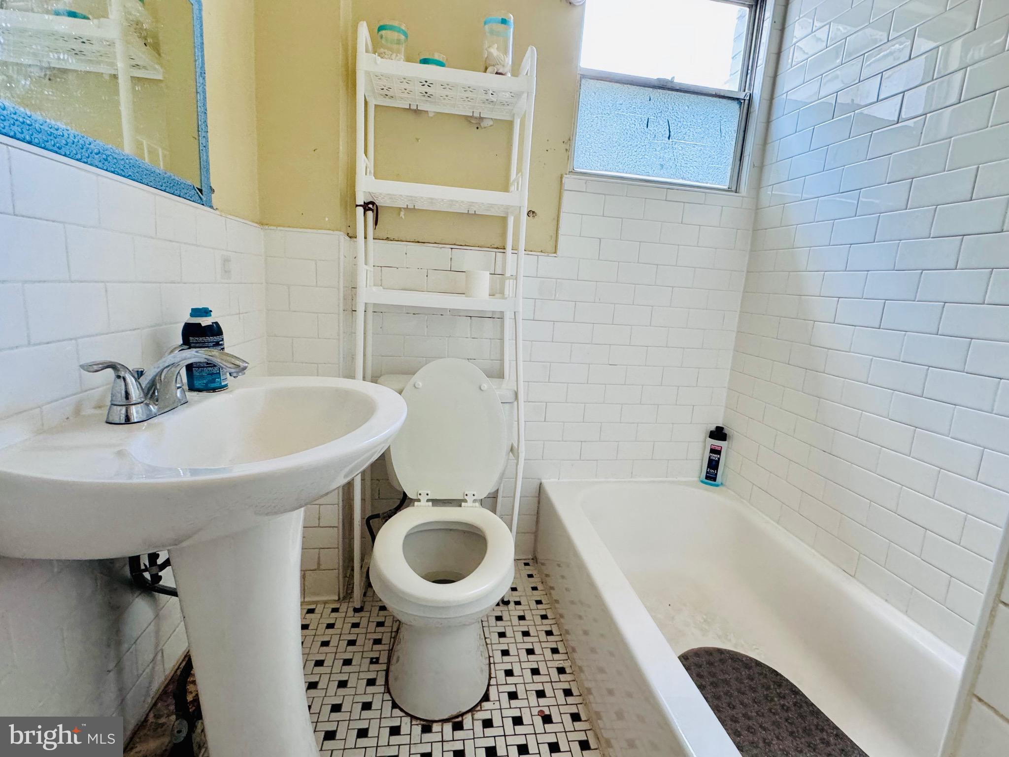 NORTHEAST READING - Residential