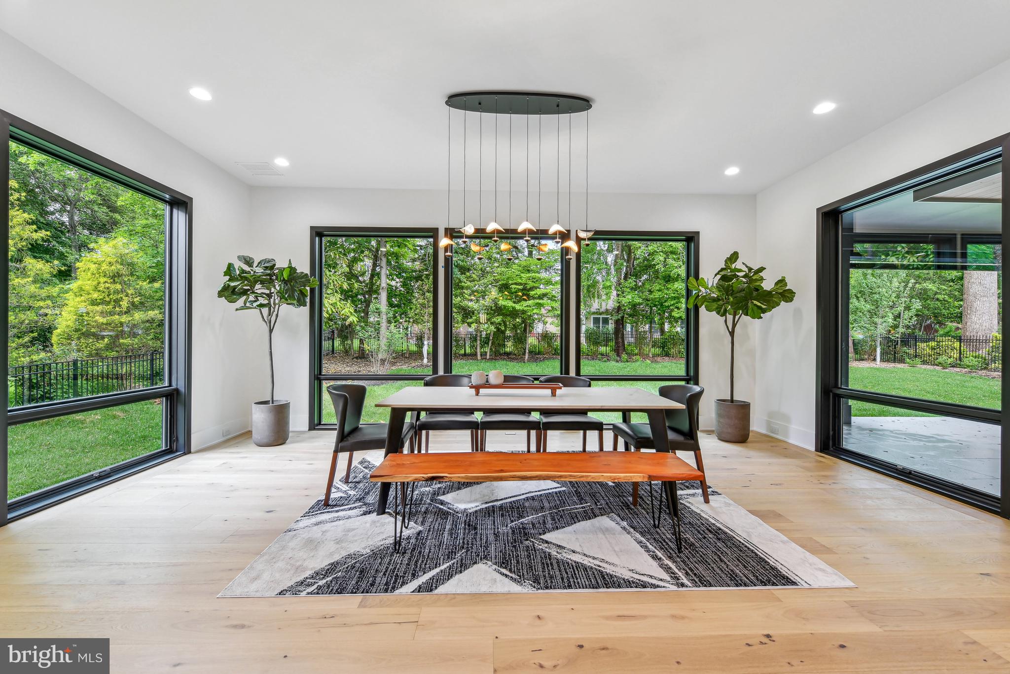 HANSBOROUGH - Residential