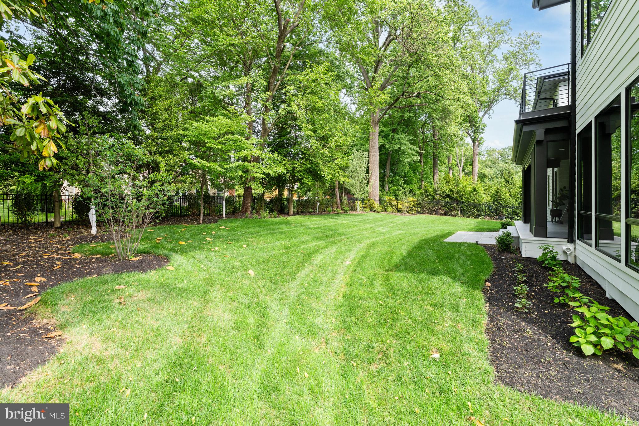 HANSBOROUGH - Residential