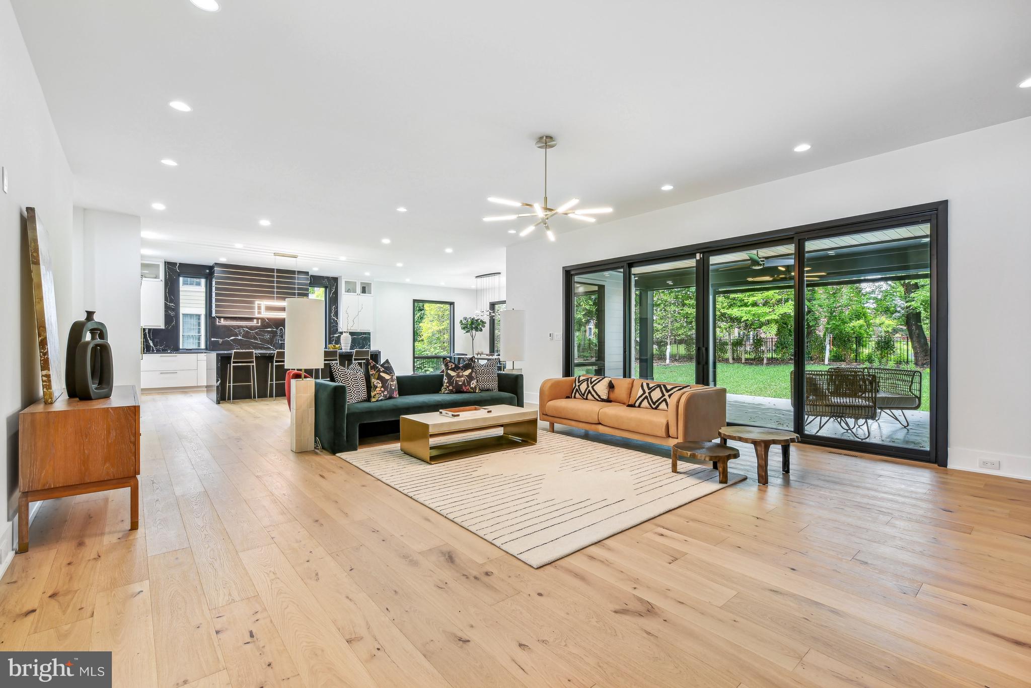 HANSBOROUGH - Residential