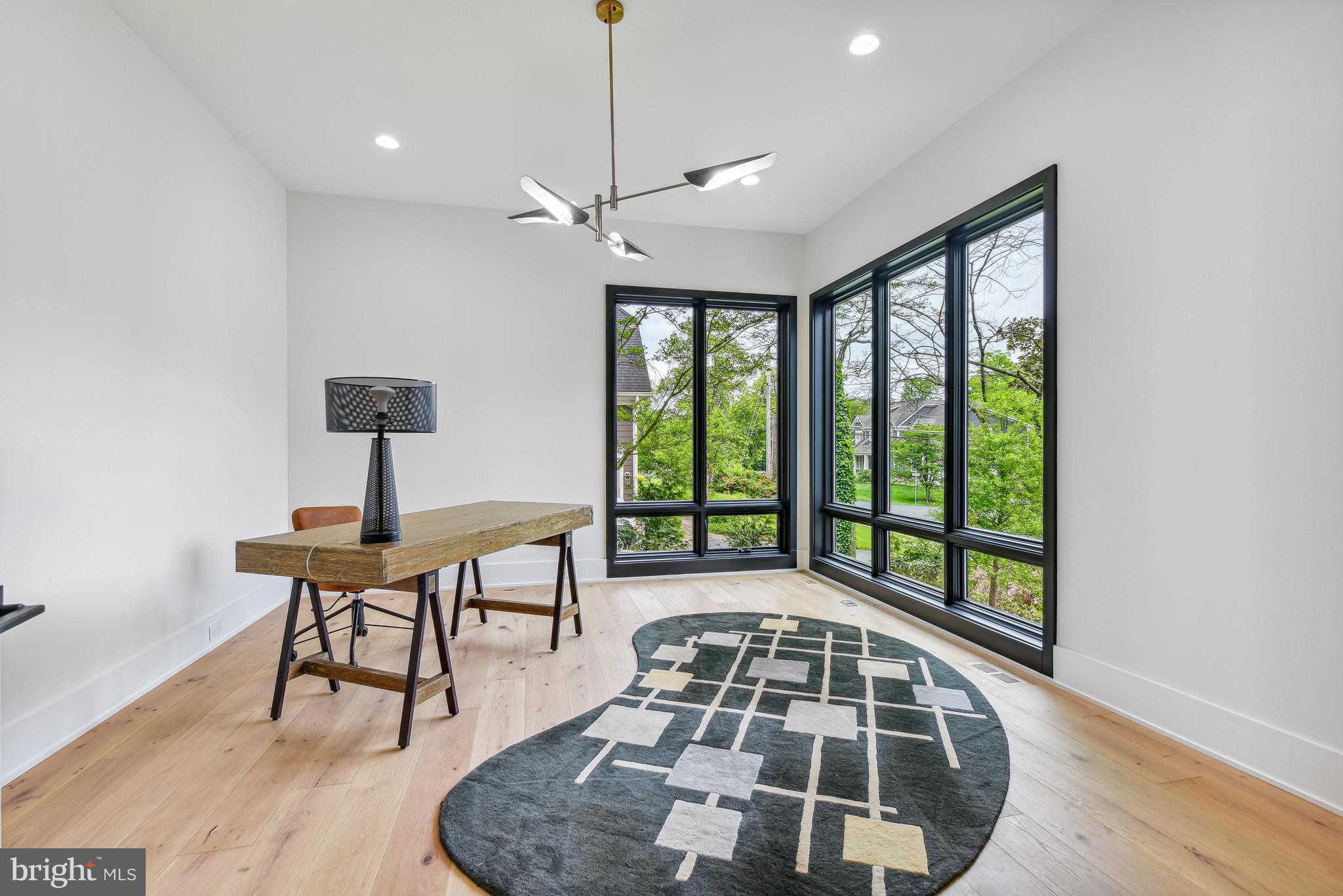 HANSBOROUGH - Residential