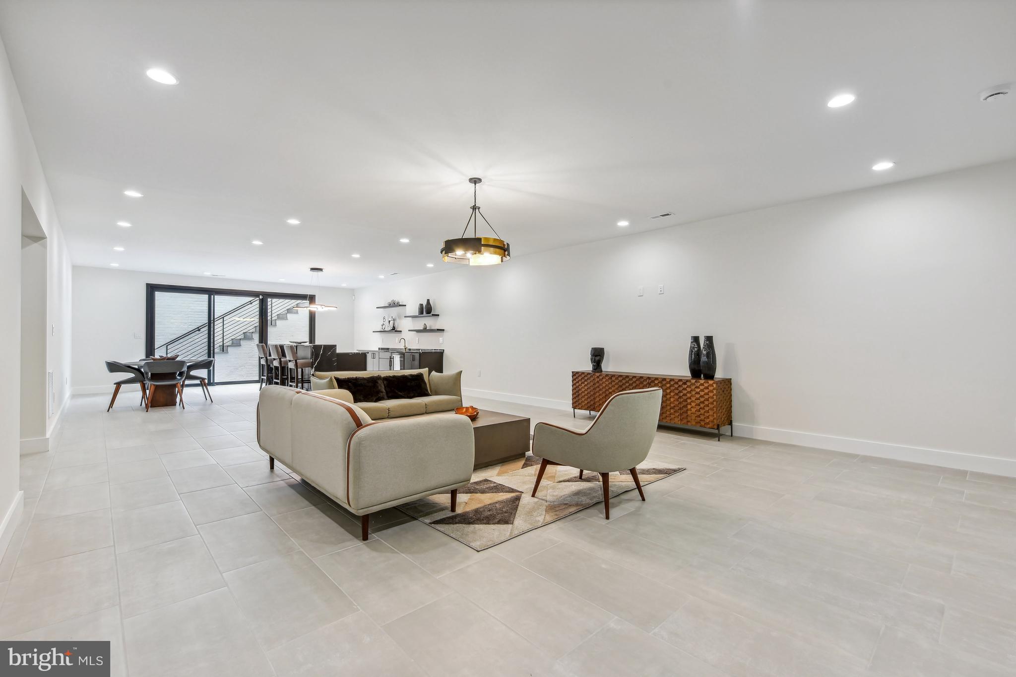 HANSBOROUGH - Residential