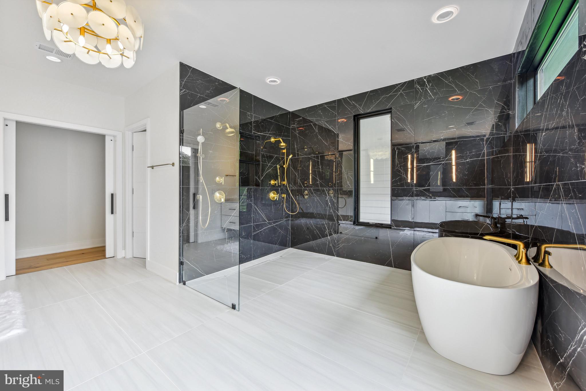 HANSBOROUGH - Residential