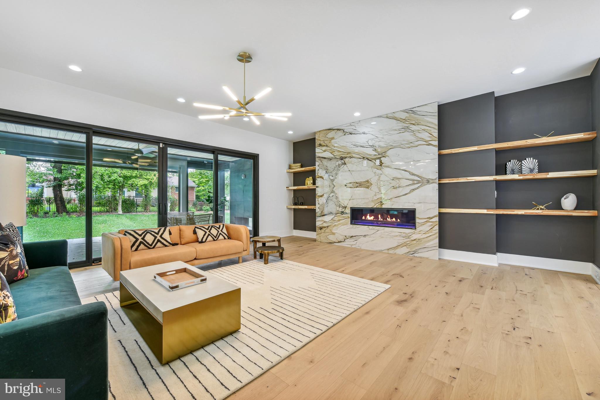 HANSBOROUGH - Residential