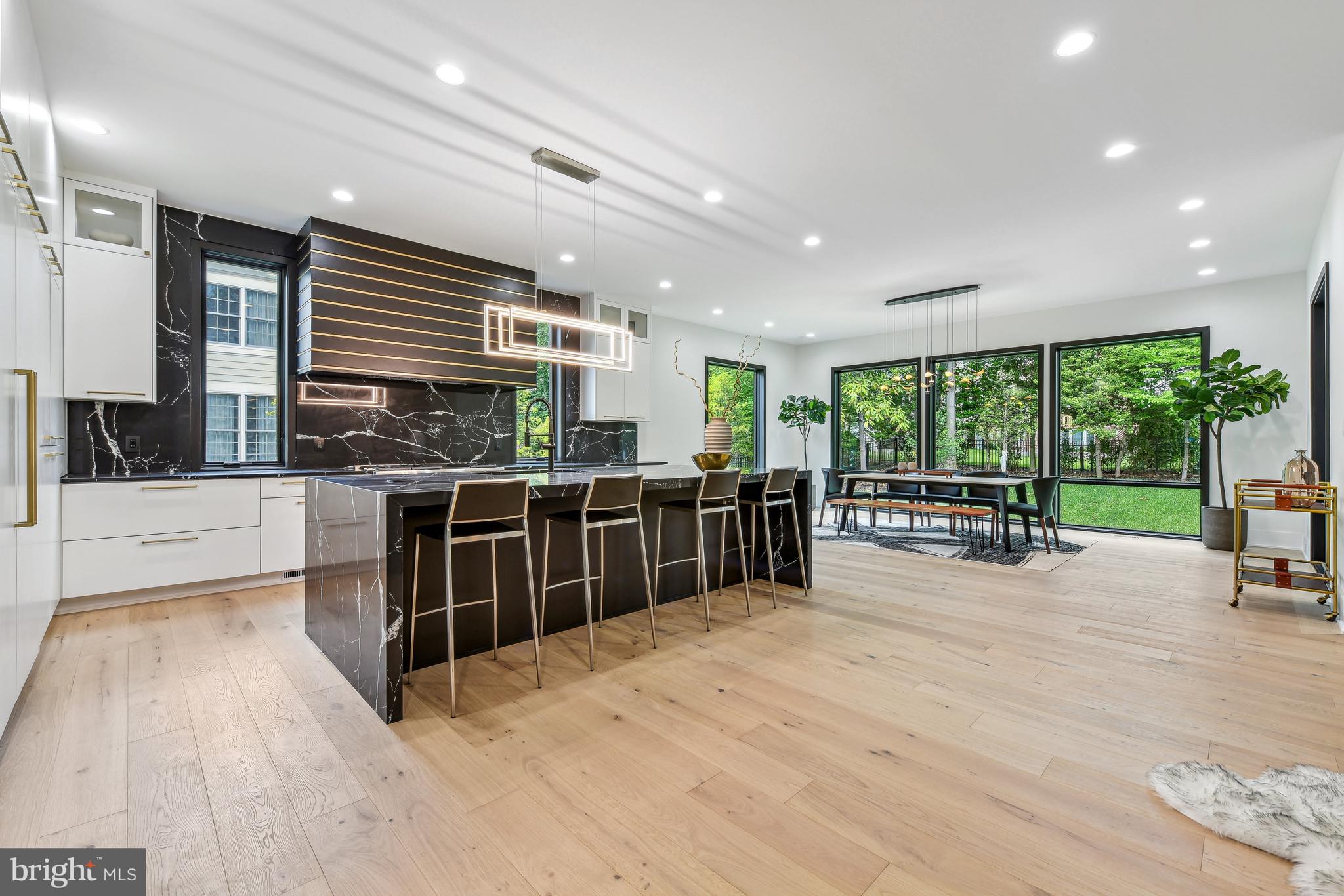 HANSBOROUGH - Residential