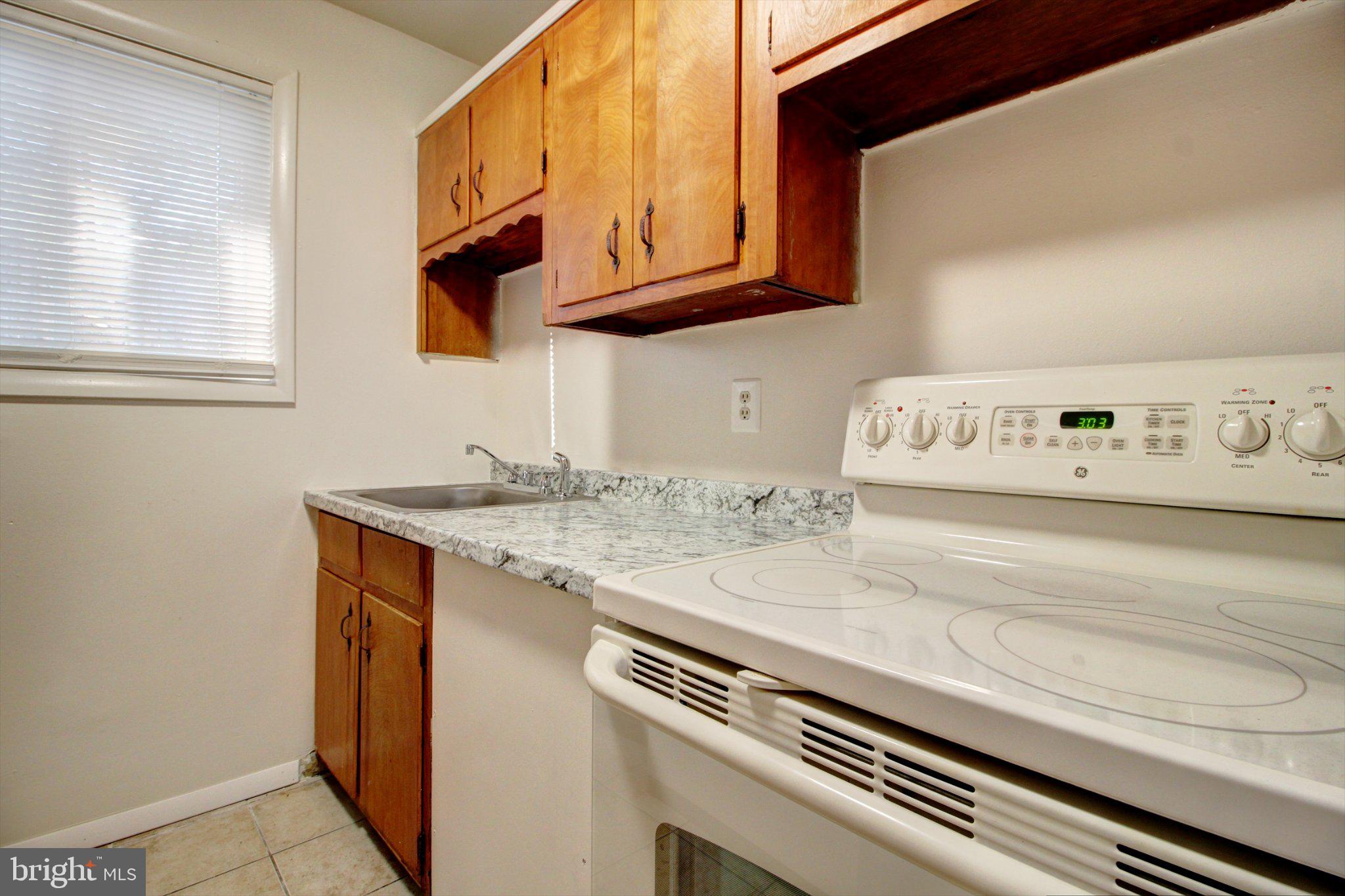 9 E 15TH STREET 21