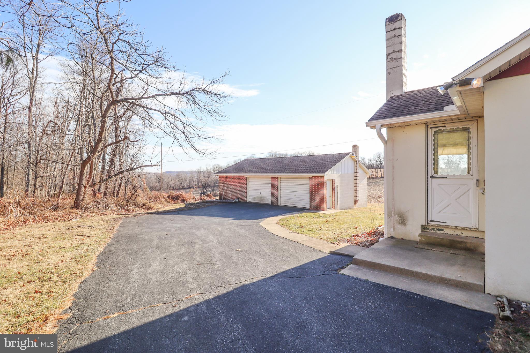 153 WALNUT VALLEY COURT