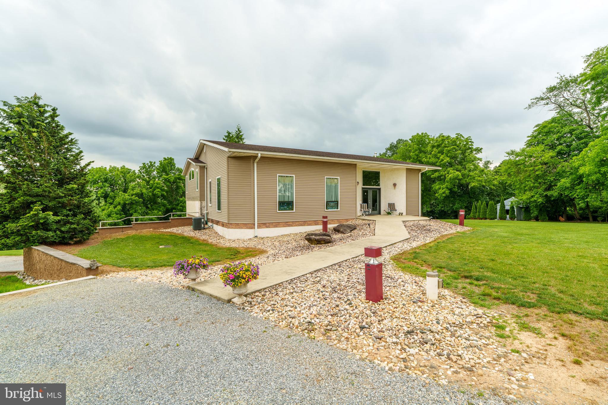 15 WOOD VALLEY LANE