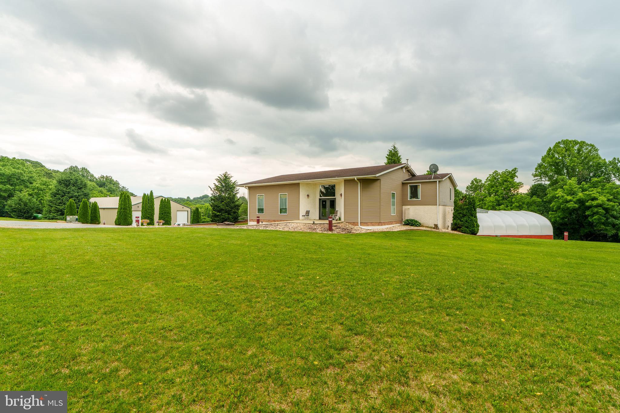 15 WOOD VALLEY LANE